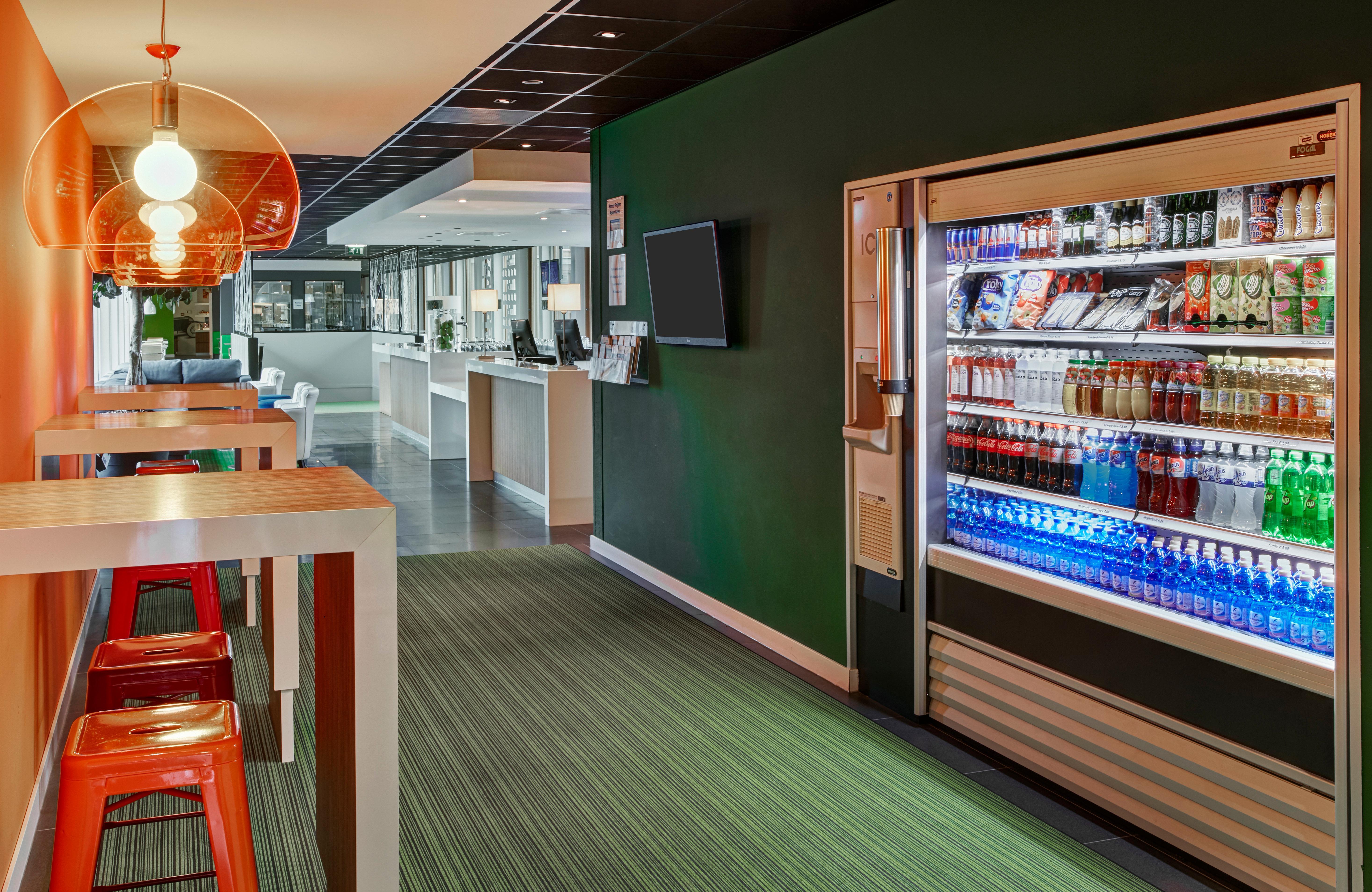 Holiday Inn Express Utrecht - Papendorp, An Ihg Hotel Eksteriør billede