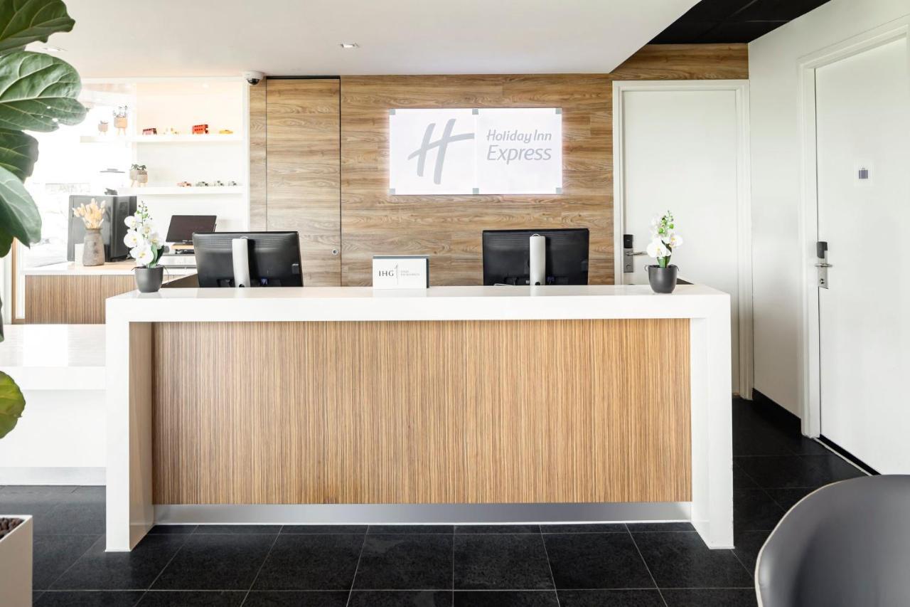 Holiday Inn Express Utrecht - Papendorp, An Ihg Hotel Eksteriør billede