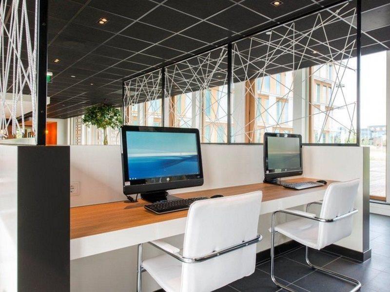 Holiday Inn Express Utrecht - Papendorp, An Ihg Hotel Eksteriør billede