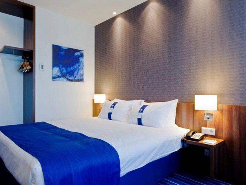 Holiday Inn Express Utrecht - Papendorp, An Ihg Hotel Eksteriør billede