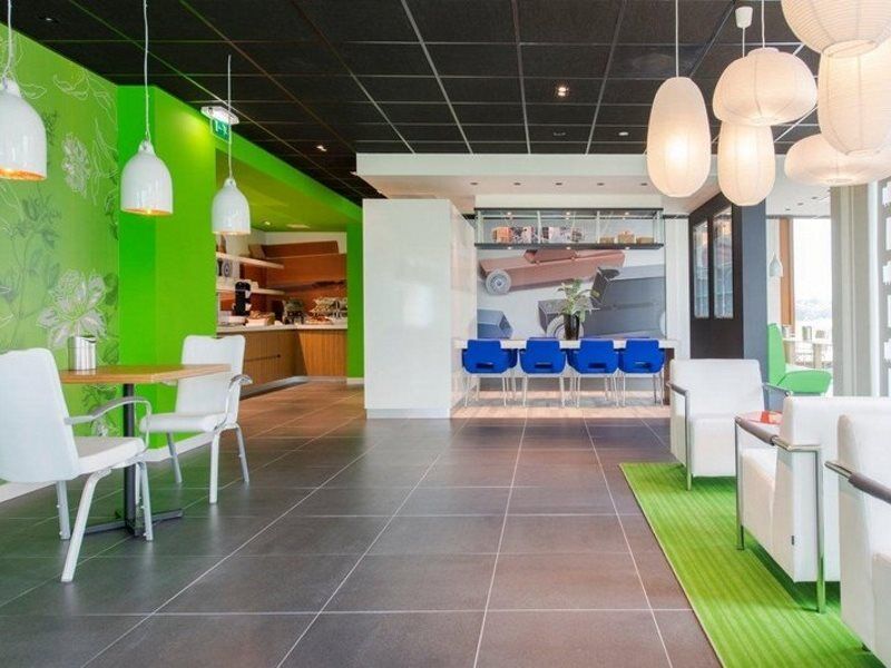 Holiday Inn Express Utrecht - Papendorp, An Ihg Hotel Eksteriør billede