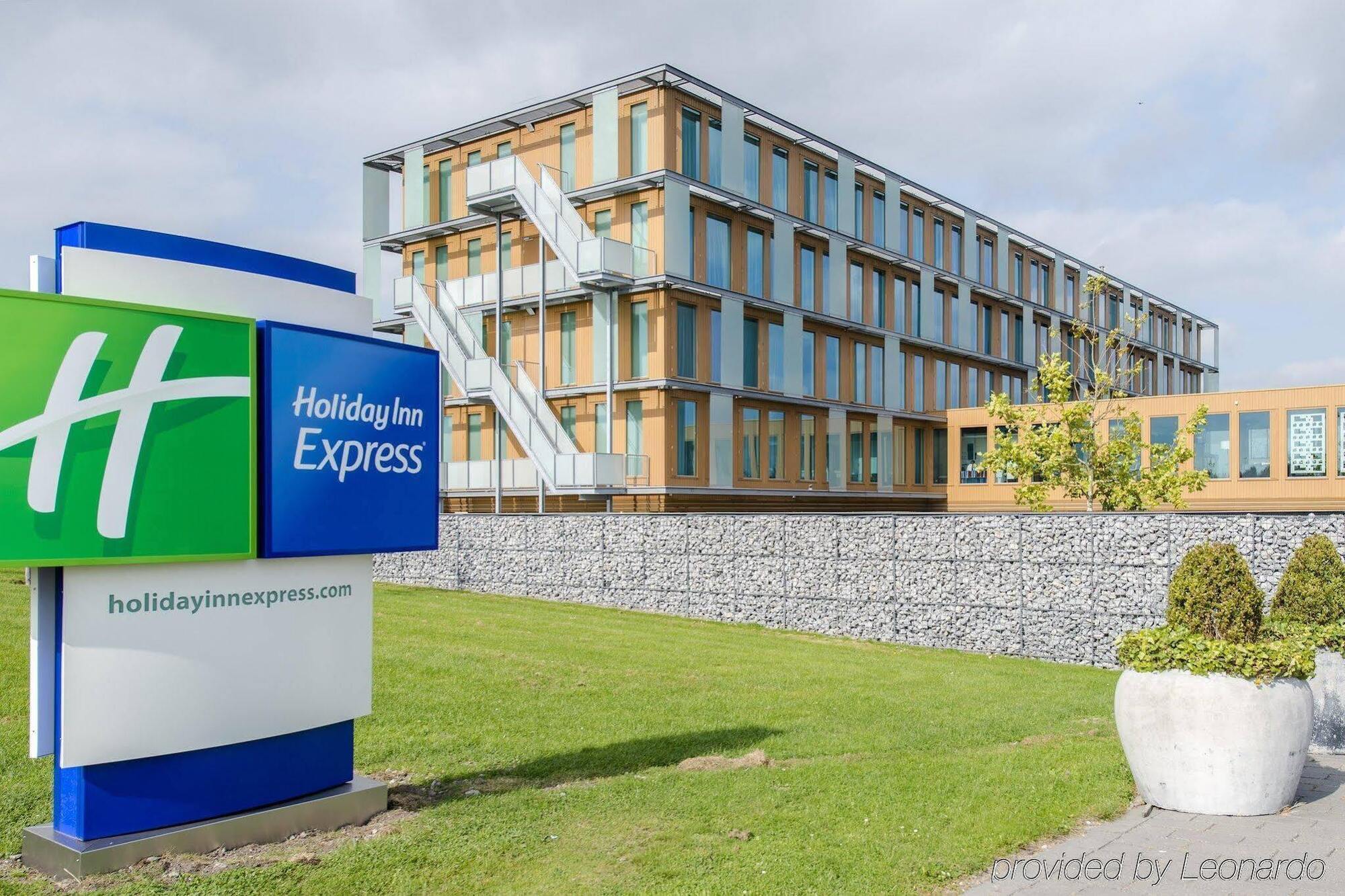 Holiday Inn Express Utrecht - Papendorp, An Ihg Hotel Eksteriør billede